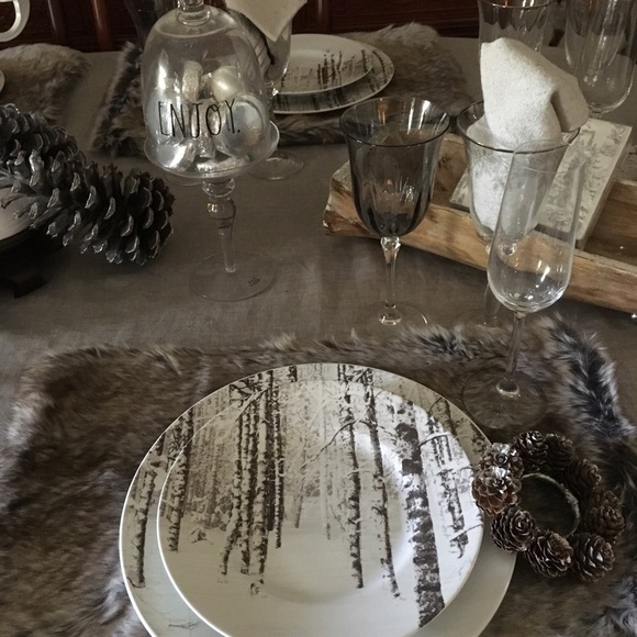 Meet your Posher, Pam - Picture 3 of 6